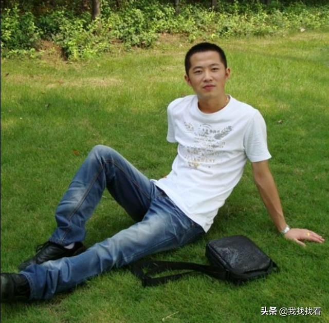 陈艾琳是个富家女:穷教师女儿读大学，同住四人三人是富家女，女儿被鄙视，咋安慰