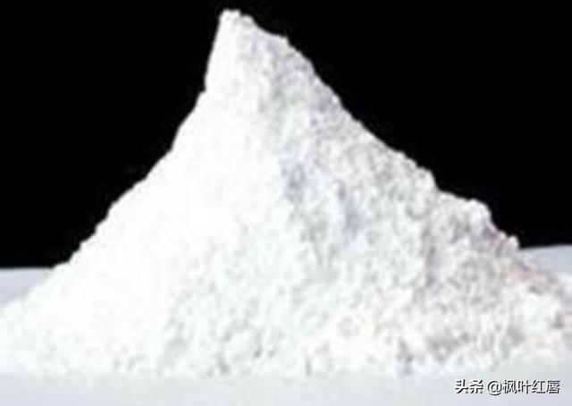 卡粉是什么意思:干性皮肤用遮瑕卡粉怎么办