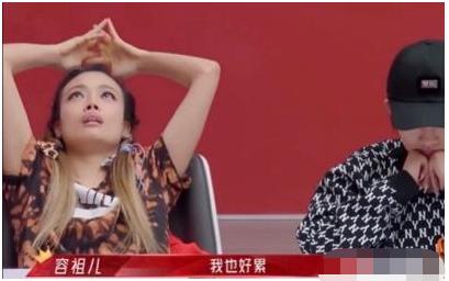陈小纭回应骂容祖儿:为什么陈小纭都敢怼哭容祖儿？