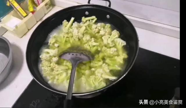 花椰菜怎么做好吃(兰花菜怎么做好吃)