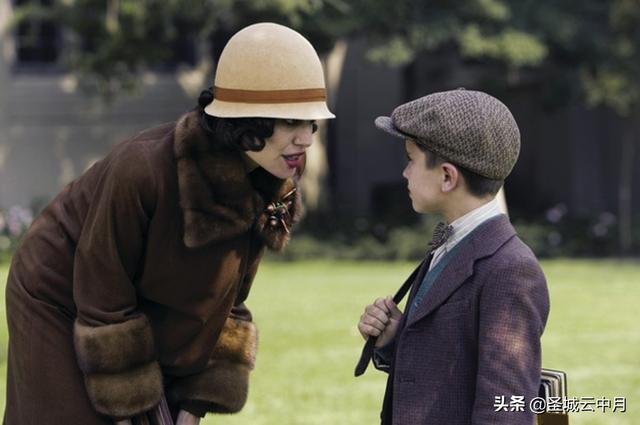 比利鲍伯松顿:大家看过安吉丽娜朱莉演的电影吗