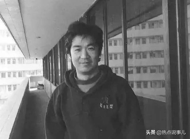 张国立简介:张国立30年前在南极里的二等功是什么含金量