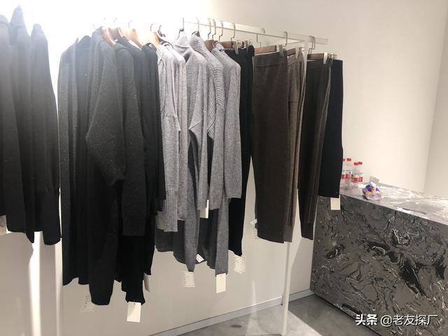 亲们,请问国内中高端女装店有哪些？最好是实体店排行在前面的？谢谢大家？