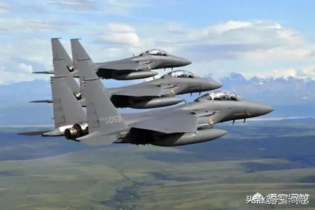 土耳其寻求替代美国的F-35隐形战斗机的工作已准备就绪,报价正在到来！真买苏57？