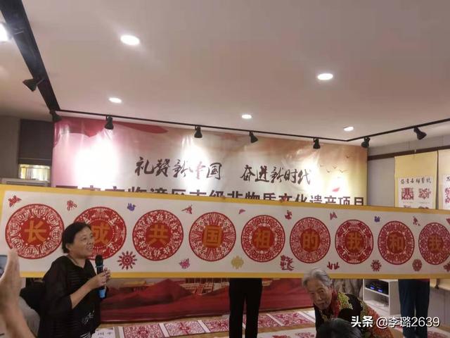 折纸变色龙的图片:学一门什么样的手艺，可以帮助更多的人？