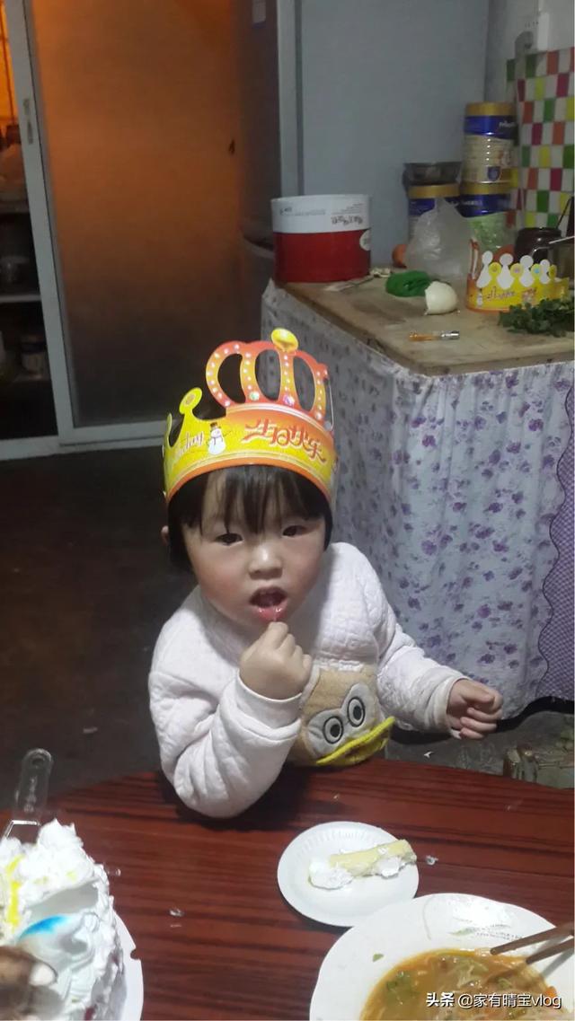 张梓琳晒女儿萌照:张梓琳产后现身，产后如何能快速瘦身