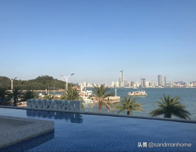 条友们,现在顺风车哪个软件人多一点？