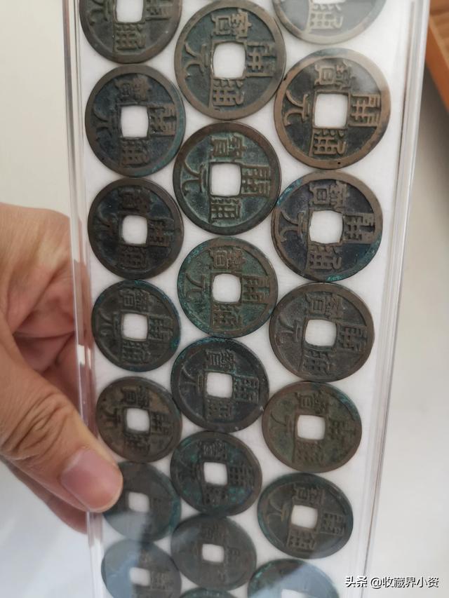 怎么查玉的价格是多少,老钱币该怎么知道价格？该怎样出手？