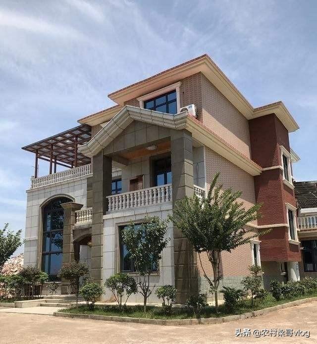 现在还有必要在农村建房子或者修房子吗?有什么好处和坏处?