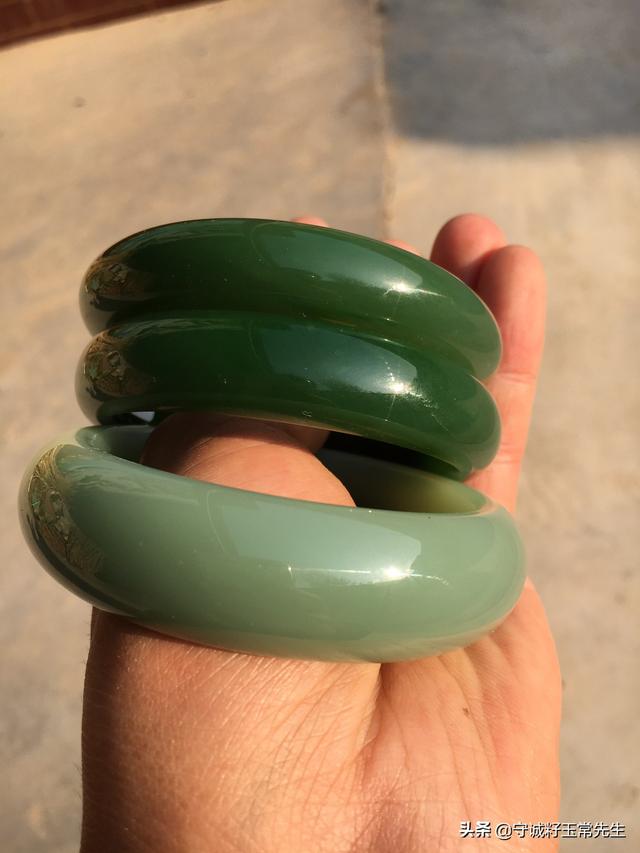 和田玉碧玉有色根好不好,什么样的和田碧玉有收藏价值？