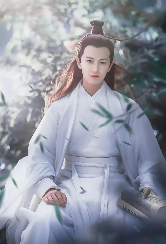 潘安的脸驴大的货:问一个清奇的问题：任嘉伦在古代，算得上貌比潘安吗？