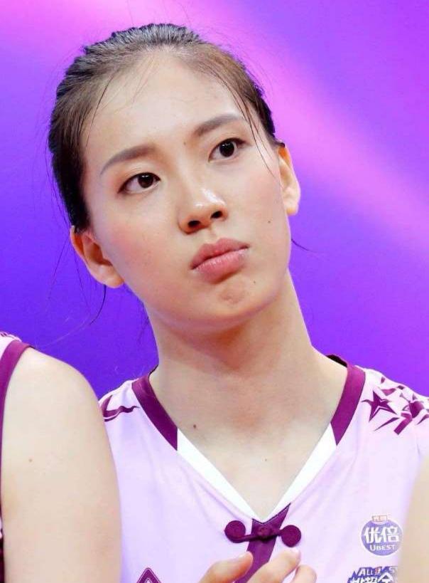 头条问答 - 女排副攻郑益昕今年凭借什么留下来了?(14个回答)