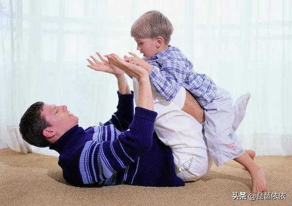 张碧晨男朋友:华晨宇和张碧晨，娱乐圈明星这是想给我们重新定义婚姻吗