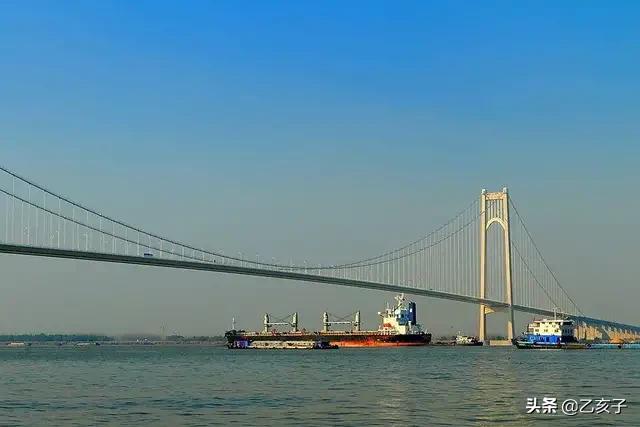 亚马孙河流量大的原因:为什么亚马逊河不能架桥？