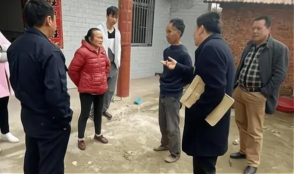 误杀小女孩演技爆裂:在农村碰见不讲理的邻居，故意欺负你，要怎么办