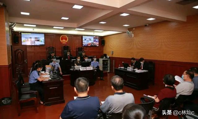 广西百香果女孩案件详情:李小文因琐事报复学校同事、师生，如何提前发现心里住着魔鬼的人