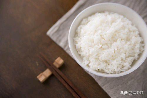 为啥北方人吃米饭容易饿，你喜欢吃面食还是喜欢吃米饭（北方人）
