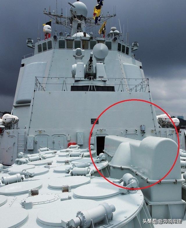 驱逐舰上面只携带几十枚导弹，战争中打光了怎么办？插图