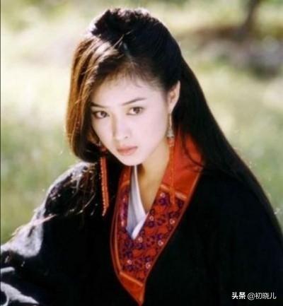 酥菲灵毒二代:《天龙八部》中阿朱明明可以避免悲剧的，为什么非要扮段正淳？