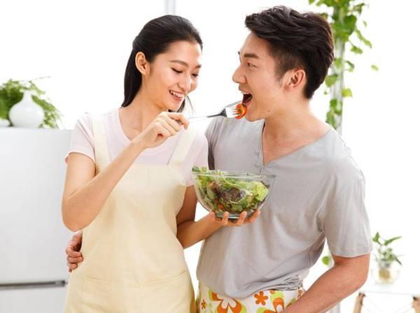 宠物魔术师txt下载全集:女人不挣钱或没有挣钱的能力，就没有地位了吗？你怎么看？