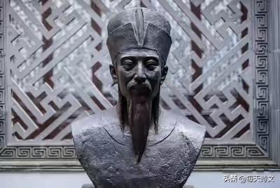 淡然,心静的昵称什么意思:古诗中经常出现的“东篱”是什么意思？如何理解它的含义？