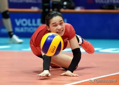 林莉女排:五年努力却遗憾落选，无缘女排奥运名单的林莉能得到什么补偿？