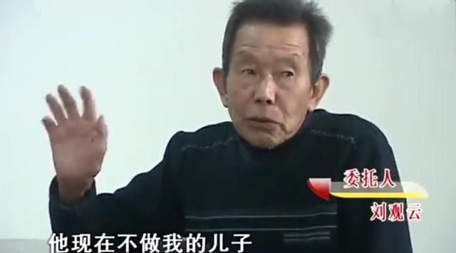 女子挤奶喂狗:农村又一怪正在兴起，留守妇男，为什么？

？