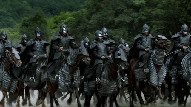 庆余年:黑骑与红甲骑士,都不如范建的部队厉害吗?