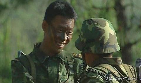 史今班长:《士兵突击》里老马和史今都是三期士官，为啥说老马培养了史今？
