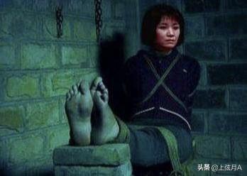 丝袜老虎凳狗人杂交过程图:为什么古代刑法的老虎凳会让受刑者奇痛无比呢？