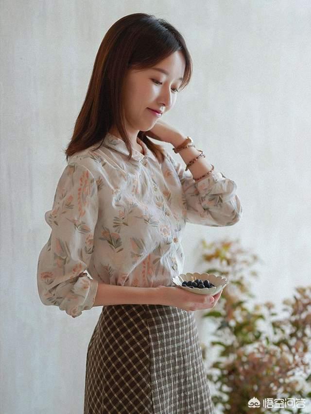 卖文胸微信名:<a href=https://maguai.com/list/32-0-0.html target=_blank class=infotextkey><a href=https://maguai.com/list/32-0-0.html target=_blank class=infotextkey>女性</a></a>内衣店起名技巧内衣店叫什么名字好(内衣店叫什么名字好)