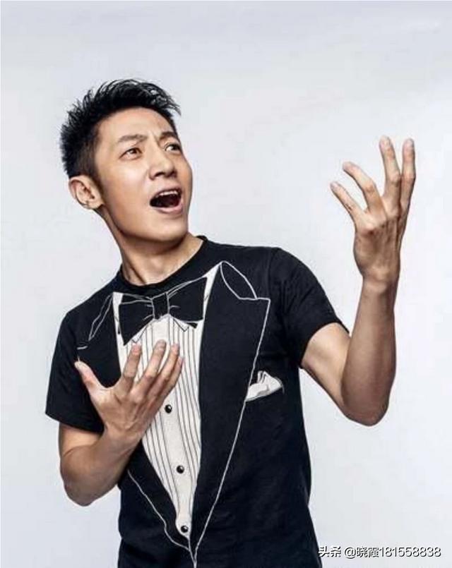 朱军的妻子:朱军在老婆大风中起舞似少女太撩人，朱军赋闲在家老婆不介意吗？