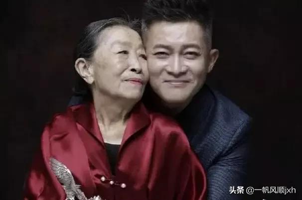 张少华演员简历:职业演员张少华先生去世，“先生”一词与性别无关吗？