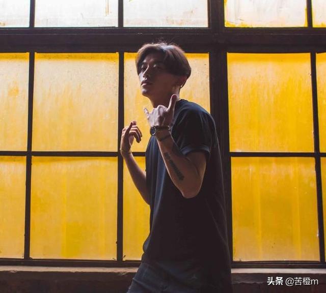 如何成为一个嘻哈歌手？