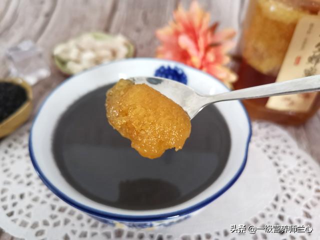 红豆、绿豆、黑豆、花生、莲子、薏仁米放在一起吃，可以吗？插图12