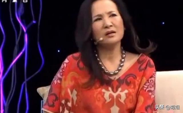 郑绪岚简历:郑绪岚的唱功怎么样?在大陆歌坛的地位如何？