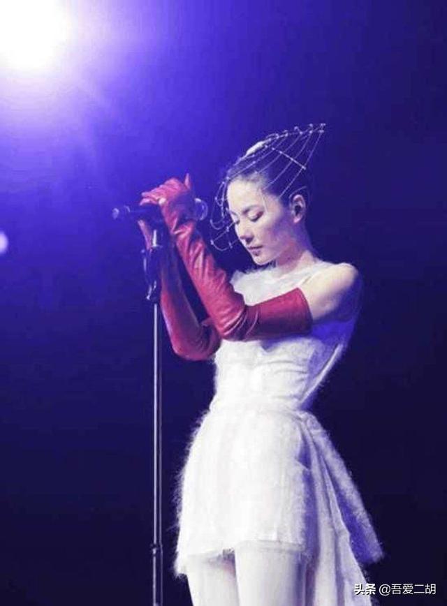 有什么能让你听了几年的粤语歌曲？