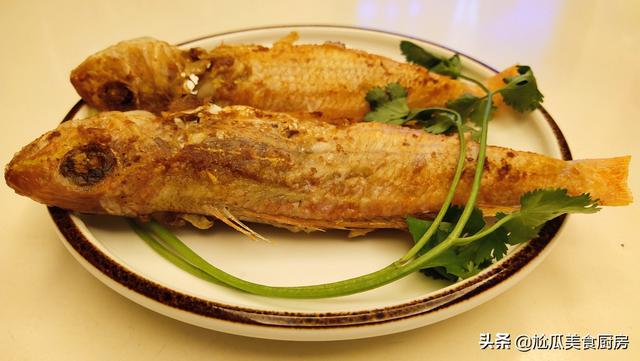 红鱼干煎多久会熟？怎么做好吃呢？