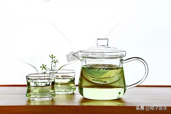 喝绿茶有哪些好处:冠心病喝绿茶好吗喝绿茶有哪些好处哪些人群不适合饮用绿茶呢
