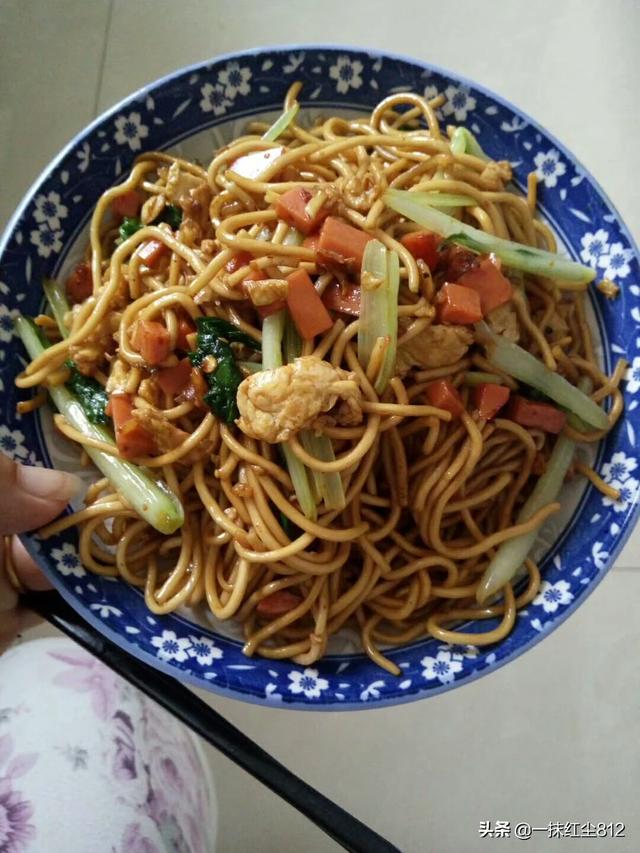 谁有家庭日常的美食图片能否分享一下