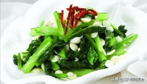 清炒油麦菜,油麦菜应该怎么炒最好吃？