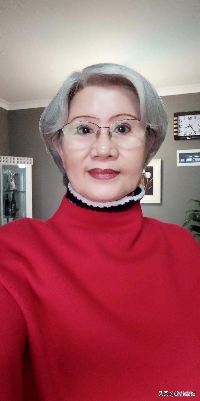红色衣服有好看的吗？怎样搭配？