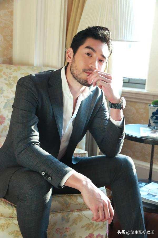 高以翔的哥哥:高以翔为什么叫godfrey？