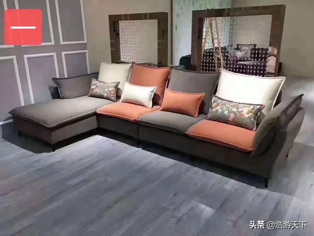 棉麻我爱搜罗网:想买一套布艺型的沙发，在网上买有什么好的官方店推荐？