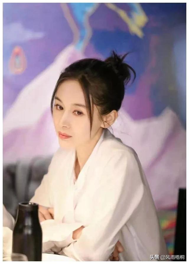 王子文吴永恩在一起了吗:网友偶遇王子文和吴永恩同游三亚，是真的在一起，还是节目效果