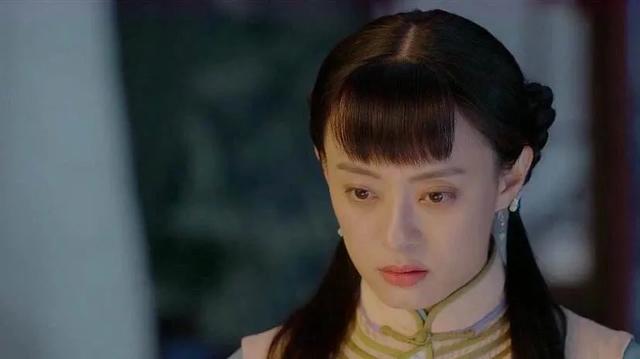 杨幂马甲线:娱乐圈中有哪些女星拥有完美的马甲线？