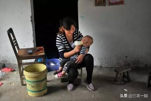 乡村留守妇女与狗小说:农村留守妇女们，最不想发生的三件事是什么？
