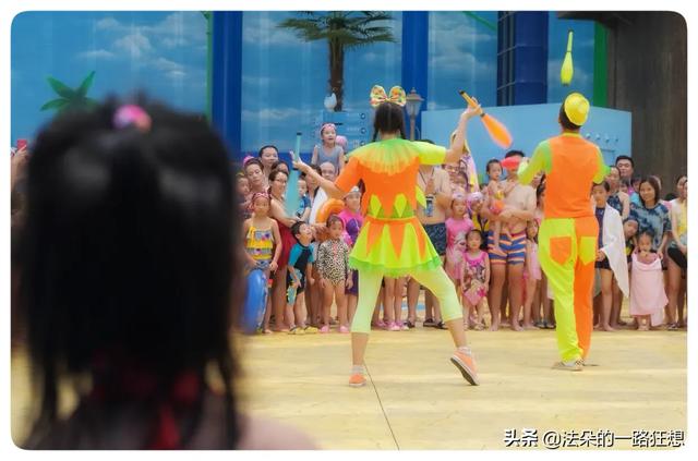 8月份去哪里旅游好(8月份去哪里旅游好玩又凉快的?)