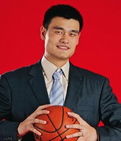 姚明刘翔范志毅王励勤四个上海男人在体坛地位最高的是刘翔吗