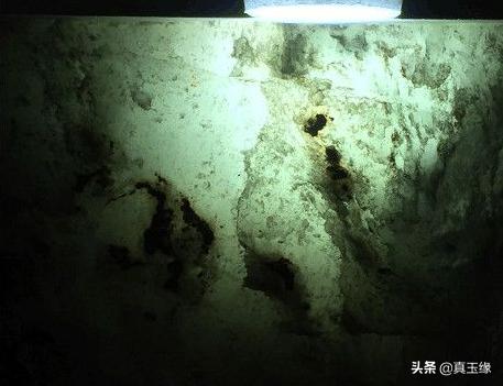 翡翠原石哪个场口的料子好,什么场口翡翠原石压灯不会起雾？